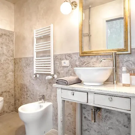 Casa Rowe Пистойя